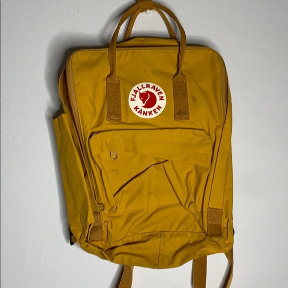 fjallraven kanken regular size
